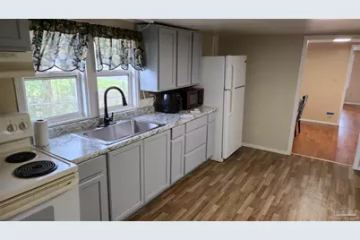 2813 N F St, Pensacola, FL 32501 - Photo 6