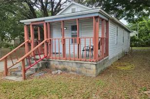 2813 N F St, Pensacola, FL 32501 - Photo 2