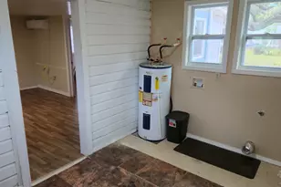 2813 N F St, Pensacola, FL 32501 - Photo 10