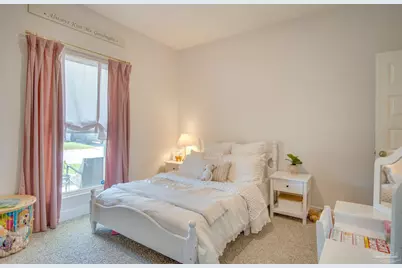 8130 Fir Tree Dr, Milton, FL 32583 - Photo 18