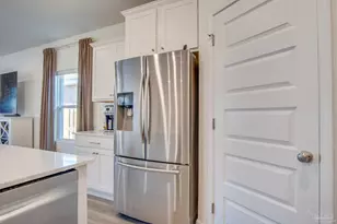 8130 Fir Tree Dr, Milton, FL 32583 - Photo 12