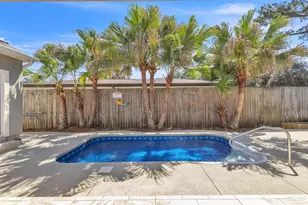 175 Camelia St, Gulf Breeze, FL 32561 - Photo 2