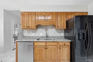 6878 Camarilla Ct, Navarre, FL 32566 - Photo 10