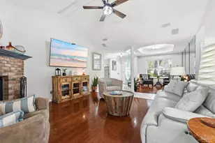 6878 Camarilla Ct, Navarre, FL 32566 - Photo 4