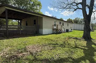 649 Hwy 95-A, Cantonment, FL 32533 - Photo 2