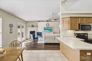 2528 Houston Cir, Gulf Breeze, FL 32563 - Photo 10