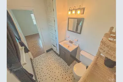 6511 E Shore Dr, Pensacola, FL 32505 - Photo 12