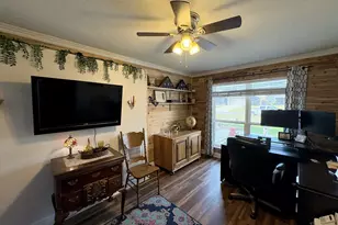 5653 Burr St, Milton, FL 32570 - Photo 12