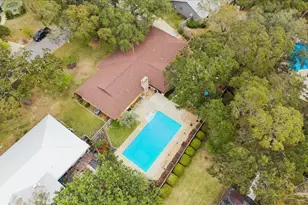 2817 Oakridge Dr, Gulf Breeze, FL 32563 - Photo 42