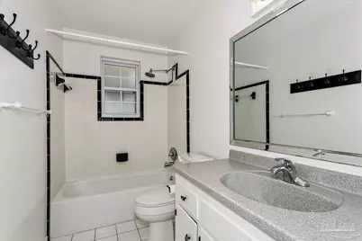 2817 Oak Ridge Dr, Gulf Breeze, FL 32563 - Photo 24