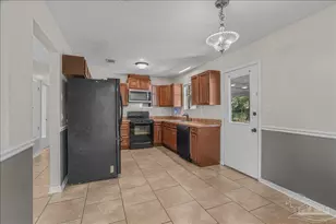 3826 Cannon St, Milton, FL 32583 - Photo 10