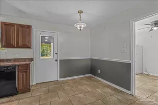 3826 Cannon St, Milton, FL 32583 - Photo 8