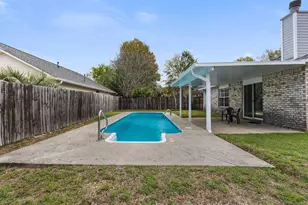 3012 Desert St, Pensacola, FL 32514 - Photo 2