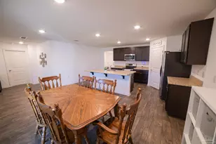 6262 Churchill Cir, Milton, FL 32583 - Photo 10