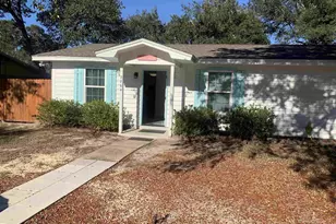 2864 Villa Woods Cir, Gulf Breeze, FL 32563 - Photo 1