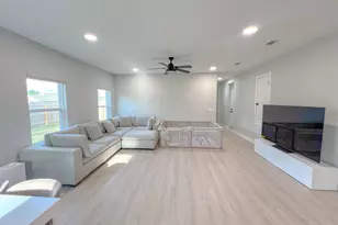 6712 Sarah Ann Way, Laurel Hill, FL 32567 - Photo 1