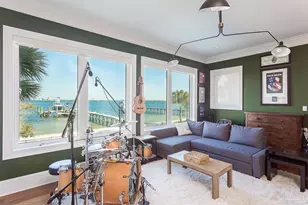 525 Deer Point Dr, Gulf Breeze, FL 32561 - Photo 16