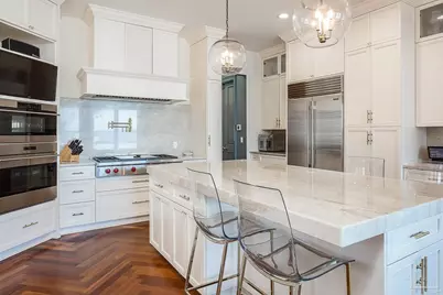 525 Deer Point Dr, Gulf Breeze, FL 32561 - Photo 8