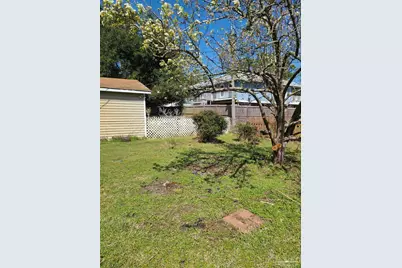 415 Gibbs Rd, Pensacola, FL 32507 - Photo 26