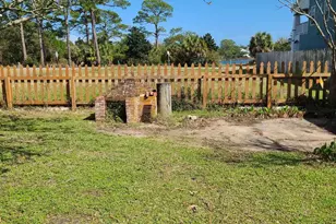 415 Gibbs Rd, Pensacola, FL 32507 - Photo 24