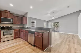 648 Mozingo Ln, Pensacola, FL 32514 - Photo 10