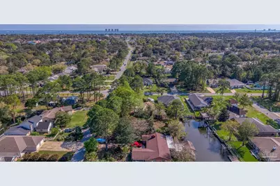 1601 College Pkwy, Gulf Breeze, FL 32563 - Photo 24