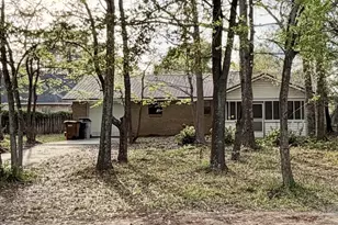 1601 College Parkway, Gulf Breeze, FL 32563 - Photo 1