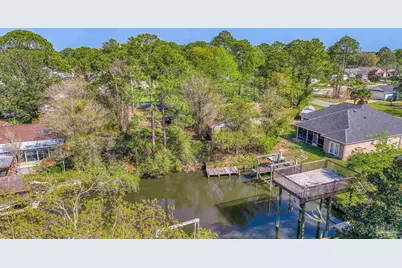 1601 College Pkwy, Gulf Breeze, FL 32563 - Photo 6