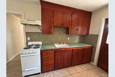 13 Marine Dr, Pensacola, FL 32507 - Photo 16