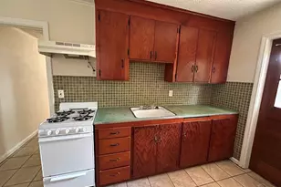 13 Marine Dr, Pensacola, FL 32507 - Photo 16