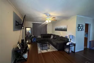 13 Marine Dr, Pensacola, FL 32507 - Photo 2