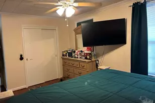 13 Marine Dr, Pensacola, FL 32507 - Photo 12