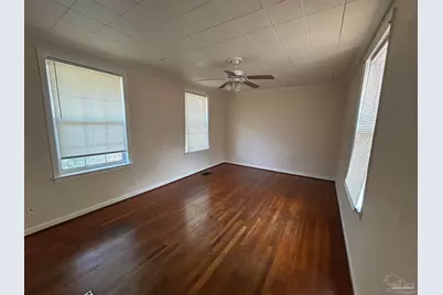 13 Marine Dr, Pensacola, FL 32507 - Photo 10