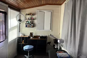 13 Marine Dr, Pensacola, FL 32507 - Photo 14