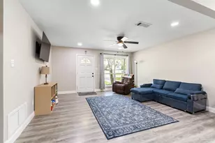 919 Blue Springs Dr, Pensacola, FL 32505 - Photo 10