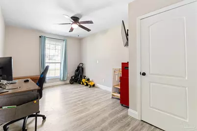 919 Blue Springs Dr, Pensacola, FL 32505 - Photo 20