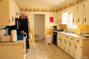 4188 Aqua Vista Dr, Pensacola, FL 32504 - Photo 4