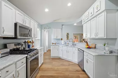 10736 Crosscut Dr, Pensacola, FL 32506 - Photo 6