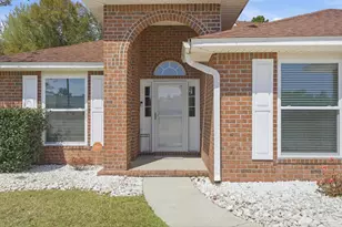 10736 Crosscut Dr, Pensacola, FL 32506 - Photo 2