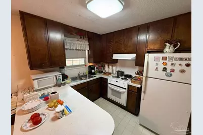 5505 Fairview Dr, Pensacola, FL 32505 - Photo 14