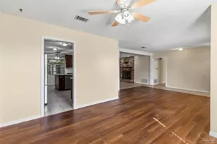 4975 La Ventana Ct, Pensacola, FL 32526 - Photo 4