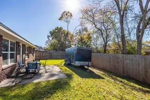 3527 Bonfire Ln, Pensacola, FL 32526 - Photo 36