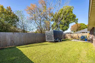 3527 Bonfire Ln, Pensacola, FL 32526 - Photo 34