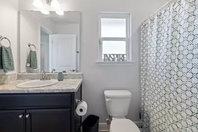 3527 Bonfire Ln, Pensacola, FL 32526 - Photo 32