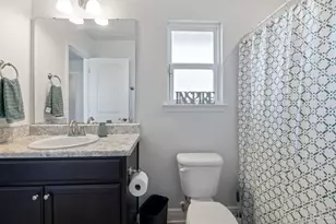 3527 Bonfire Ln, Pensacola, FL 32526 - Photo 32