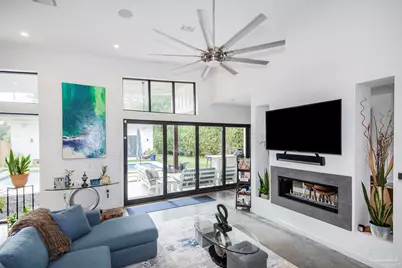 146 Highpoint Dr, Gulf Breeze, FL 32561 - Photo 10