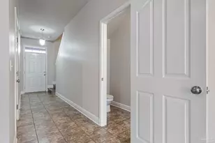 8868 Brown Pelican Cir, Navarre, FL 32566 - Photo 16