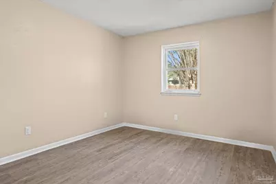 8229 Ridgefield Rd, Pensacola, FL 32514 - Photo 18