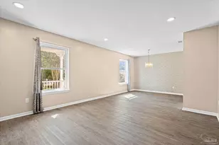 8229 Ridgefield Rd, Pensacola, FL 32514 - Photo 2