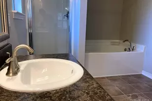 8770 Kennedy Dr, Pensacola, FL 32506 - Photo 42